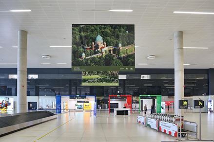 U zračnoj luci otvorena izložba fotografija „Zagreb voli zeleno“